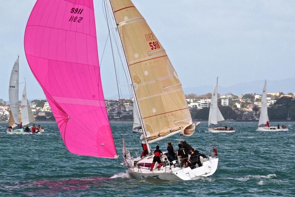 Stand by to gybe - RNZYS Winter Series August 27, 2016 © Richard Gladwell www.photosport.co.nz